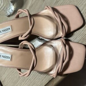 Steve Madden Women's nude Strappy Sandals